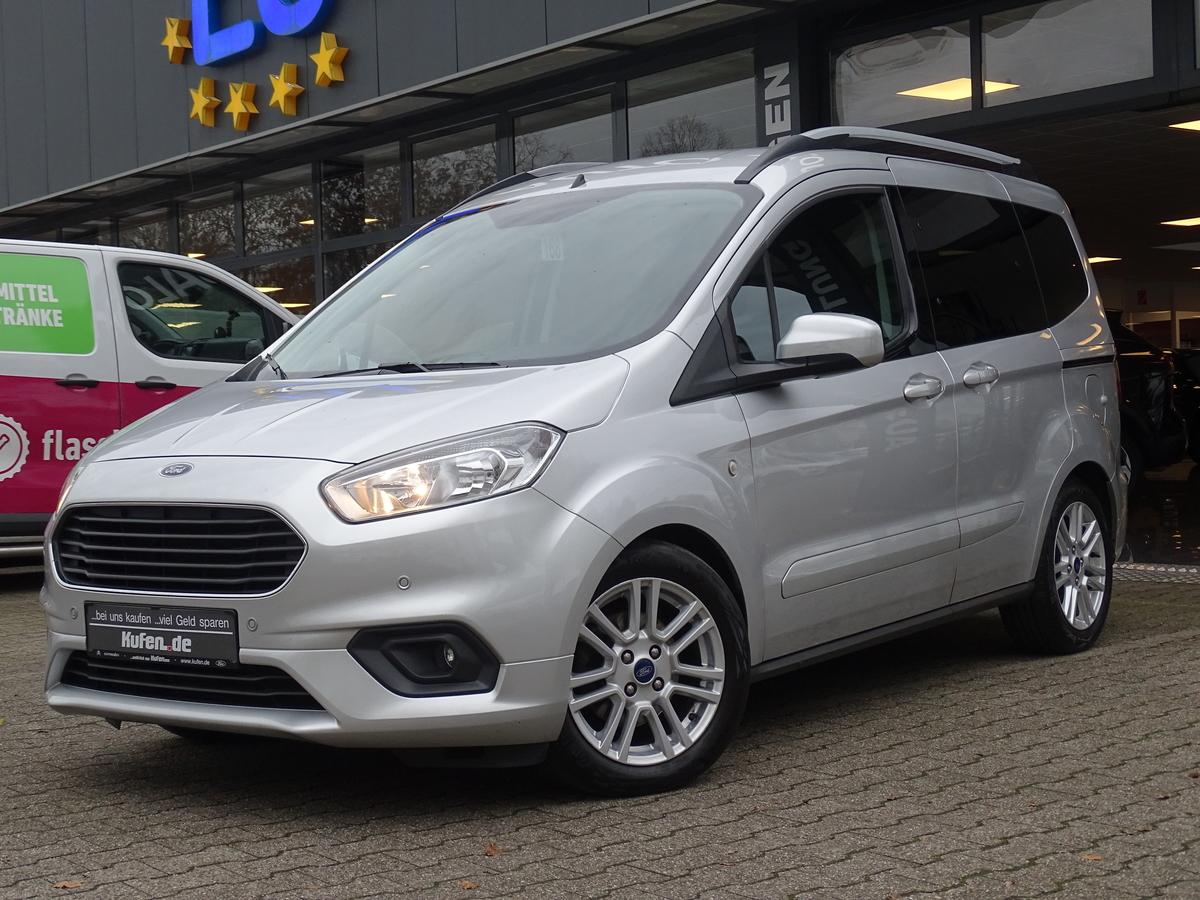 Ford Tourneo Courier 1.5 TDCi Titanium